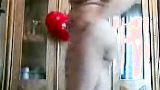 الشرموطه الهايجه بتصور  سكس مصر نفسها فيديو ل حبيبها وهي عريانه ملط وبترقص و مفلقس نفسها بتفرجوا علي طيزها و كسها