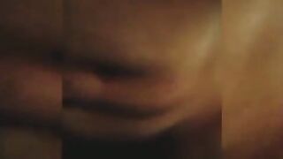 اللبوه خطيبتي جاتلي البيت تريح زبري العطشان و تمتعني بكسها اللبوه لسه سكس مصر  بنت بنوت خلاتها قعده فوق زبر تفركوا في كسها من بره