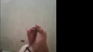 الفحل مكتف المموس من ايدها  سكس مصر و رجليها و نازل ضرب فيها وهي بتقولوا اااح ايوا اضربني جامد قبل ما تفشخ كسي
