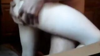 مرات اخويا المموس استغلت غياب اخويا  نيك مصري و فضلت تهيج فيا لحد ما زبري وقف و مسكتها فشخت كسها الشرقان نيك من الاخر