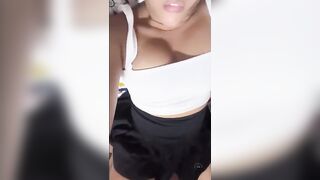 الجزء التاني الفحل دخل علي المموس وهي نايمه و حشر سكس مصري  زبر كله جوا كسها الشرقان المموس بتصوت من كتر المتعه