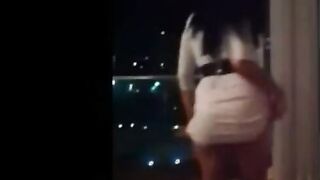 روما القحبه الممحونه في حفلة خاصه مع زبير اماراتي المموس بتر سكس مصري قص وهي سكرانه وبترفع الفستان لبس اندر فتله احمر جامد