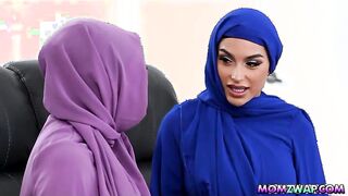 الجزء التاني الشراميط اتفقوا مع بعض يهيجوا اخواتهم عليهمو علي اكس سكس مصري اسهم الشرقان هاجوا و مسكوهم فشخ اكساسهم الشرقانه نيك