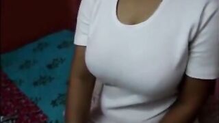 الشرموطه الهايجه طلبت من حبيبها الزبير يريح كسها الشرق سكس مصري ان من غير ما يدخل زبر فيها خلاتوا يبعبص كسها بصباعوا