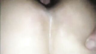 متناكه مصريه هايجه راحت ل خطيبها الشقه صورها فيديو وهو حاشر زبر سكس مصري  كله جوا طيزها المربربه و اللبوه بتفرك في ظنبور كسها