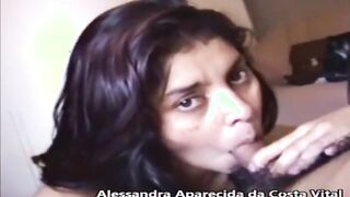 مقاطع سكس ساخنه اباحيه للموس هايجه تحت تاثير المخدرات اللبوه قعده عل سكس مصري ي الارض فشخ كسها نيك ب ازازة الخمر و بتشرب لبن الفحل
