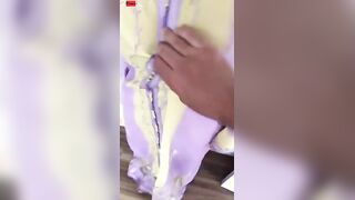 متناكه هايجه كبيره في السن قعده علي الكنبه فشخ رجل سكس مصري ها و عشيقها العيل الصغير عمال يبعبصها في كسها المشعر