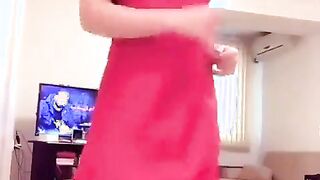 الشرموطه لولو الحيحانه قحبه ابلكيشن تانجو لايف الها سكس مصري يج في غرفة البرايفت بقميص نوم احمر بدون اندر او براء