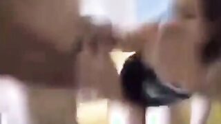 الديوث خد مراته اللبوه ل فحل ينكها و يريح زبر جوا سكس مصري  كسها و الديوث هيقبض من عرق كسها المتناكه مبسوطه اوي