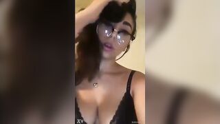 المتناكه مدام نهي القحبه طالعه لايف ناار وهي لبس قم سكس مصري يص نوم اسود فاجر و بزازها المربربه باينه قحبه مغربيه
