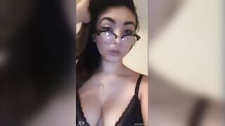 المتناكه مدام نهي القحبه طالعه لايف ناار وهي لبس قم سكس مصري يص نوم اسود فاجر و بزازها المربربه باينه قحبه مغربيه