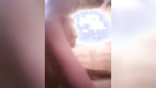 متناكه صغيره اندر ايدج بتصور نفسها فيديو ل صاحبها وه سكس مصري ي عريانه ملط بتفرجوا علي كسها الضيق و بزازها الصغيره