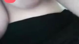 وفاء المموس الهايجه بتكلم صاحب جوزها فيدو كووول وهي بتف سكس مصري رجوا علي بزازها المربربه و بتقولوا تعال ارضع يا معرص