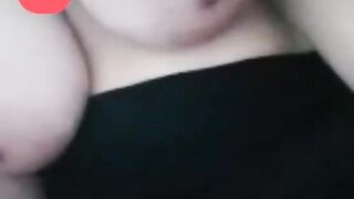 وفاء المموس الهايجه بتكلم صاحب جوزها فيدو كووول وهي بتف سكس مصري رجوا علي بزازها المربربه و بتقولوا تعال ارضع يا معرص