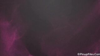 جوليا القحبه الامريكيه الممحونه بتعمل ل حبيبها عرض سكس مصري  اغراء اباحي مثير علي طرابيزة المطبخ المموس جامد نيك